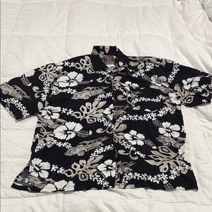 Button Down Hawaiian Short by Basix